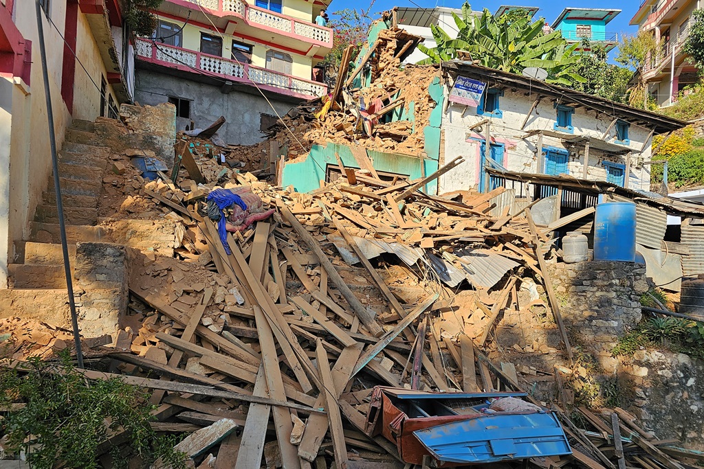 टानद्वारा भूकम्पपीडितलाई पाँच लाख सहयोग   